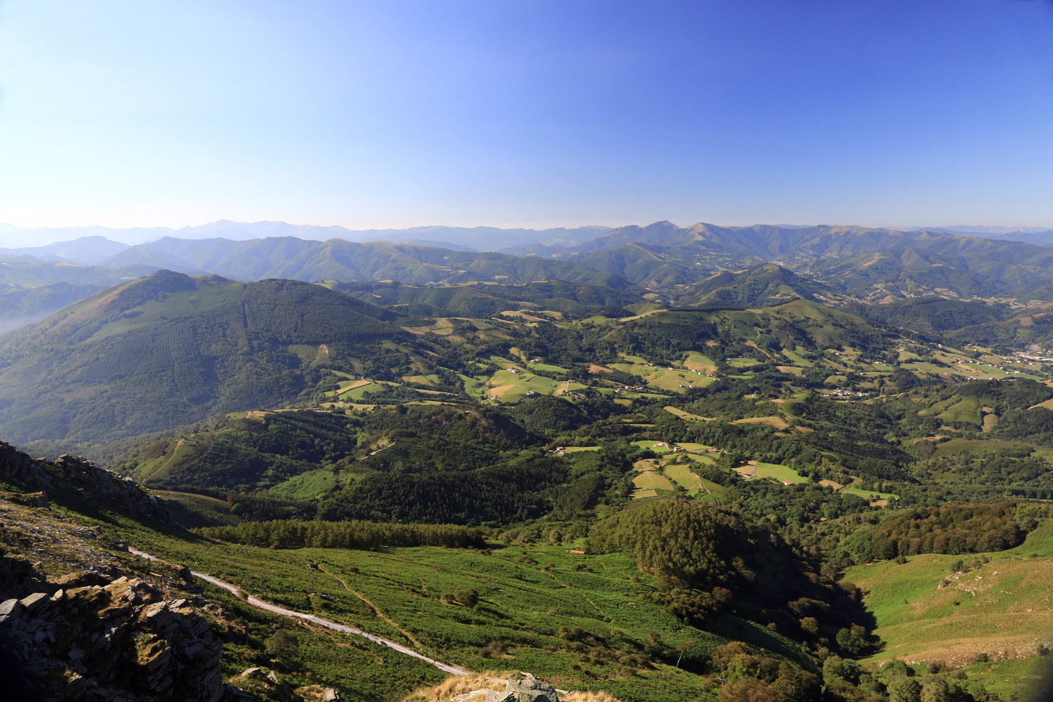 Iban Regnier - tourisme Euskadi Pays Basque - balade montagne best07